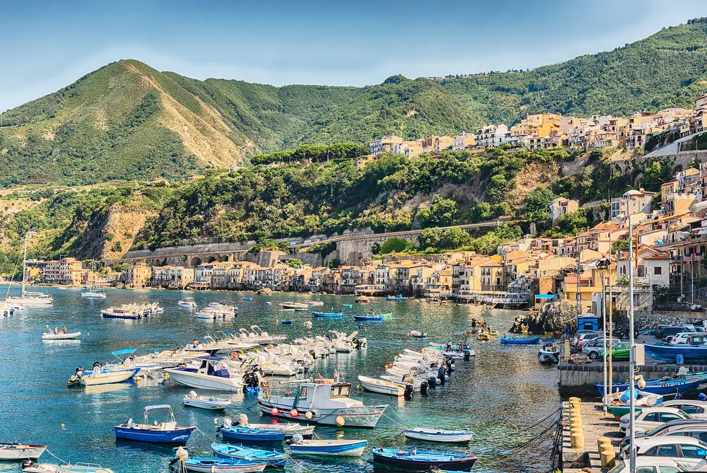 Chianalea: il borgo sull’acqua che incanta la Costa Viola